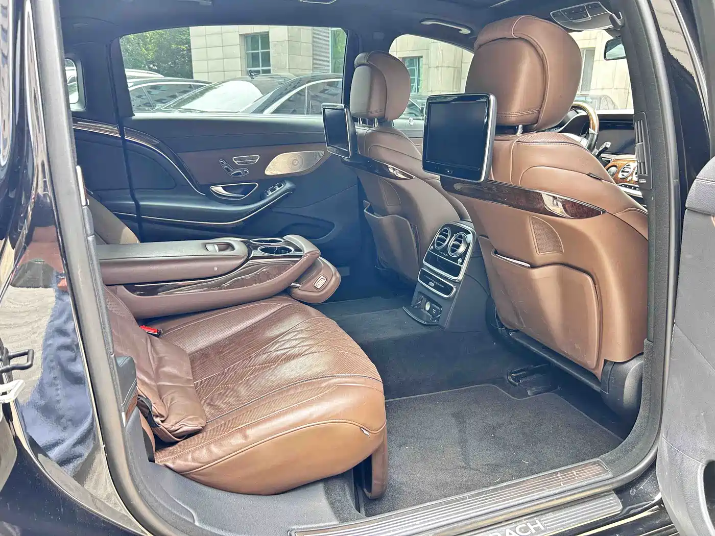 Mercedes-Benz Maybach S-Class 2017 S 400 4MATIC фото 11