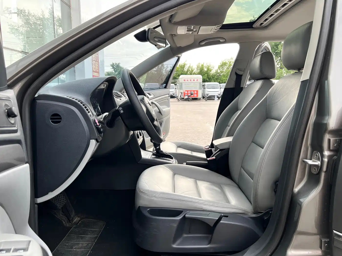 Škoda Octavia 2010 Model 1.8TSI DSG Elegance Edition фото 16