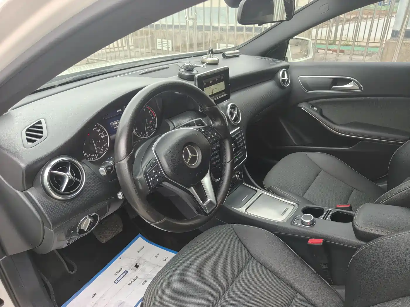 Mercedes-Benz A-Class (Import) 2015 A 180 фото 7