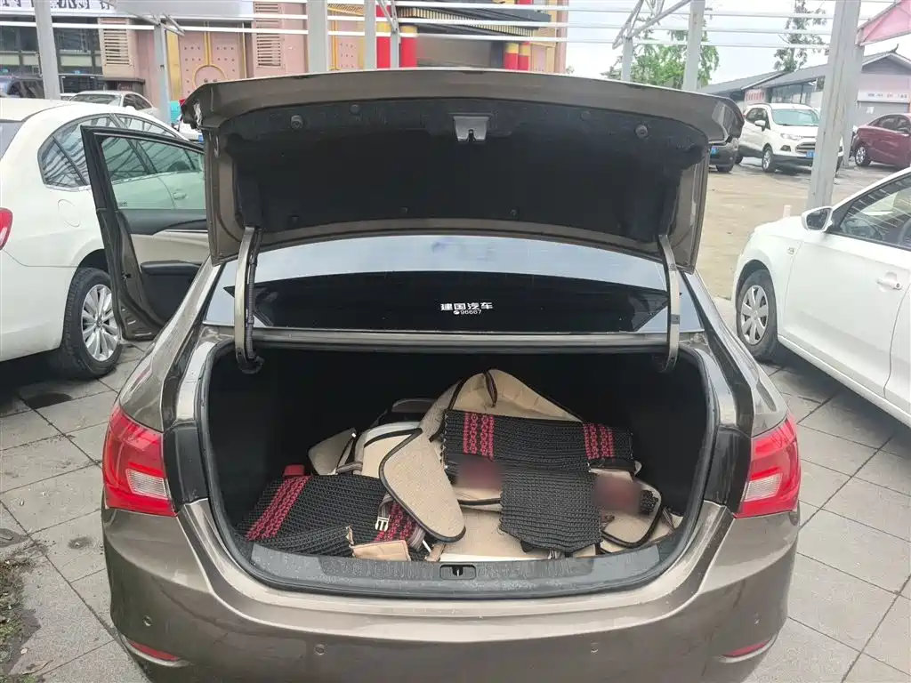 Buick Excelle 2015 15N Automatic Elite фото 19