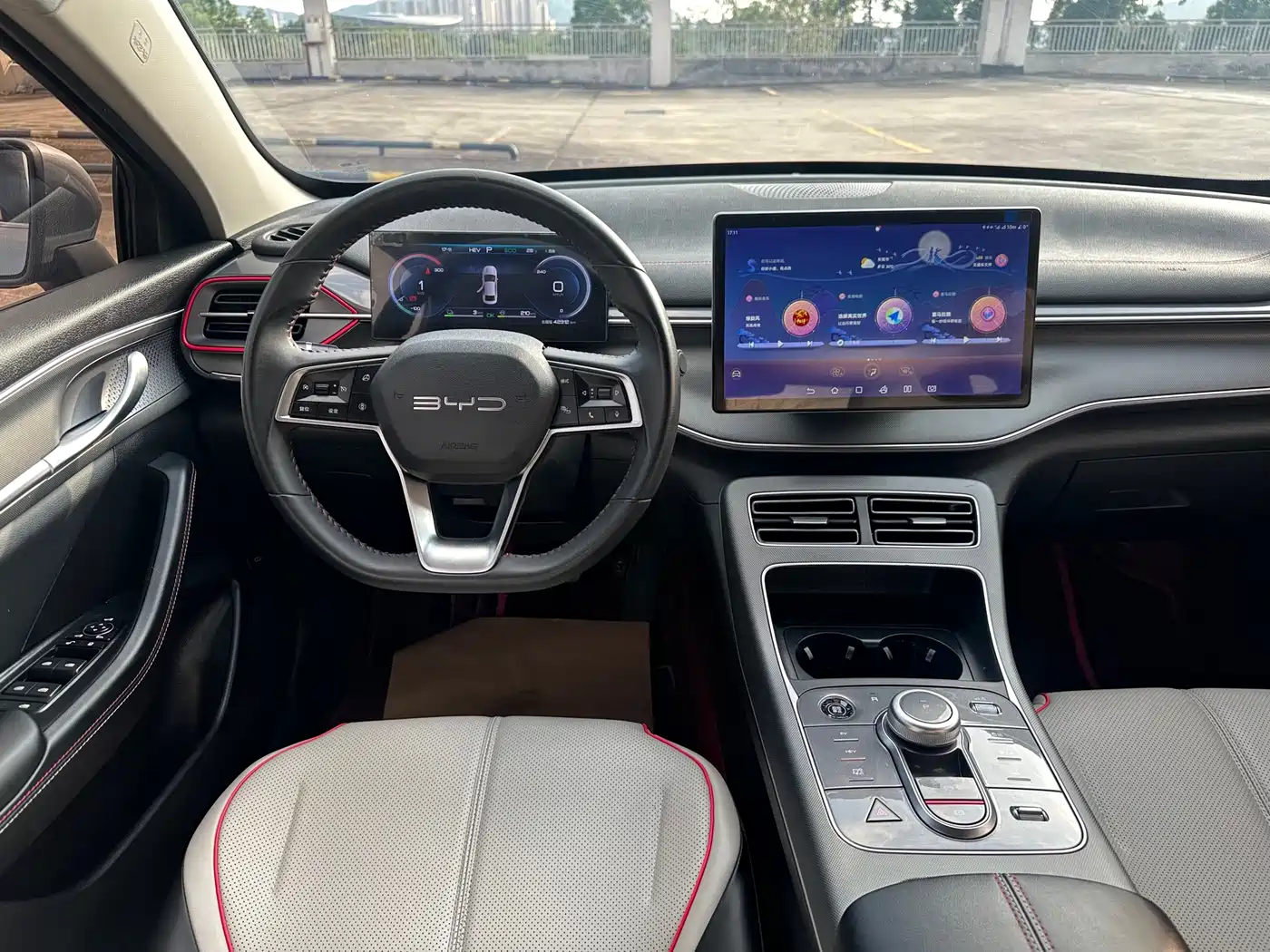 BYD Destroyer 05 2023 Champion Edition DM-i 120KM Honor фото 4