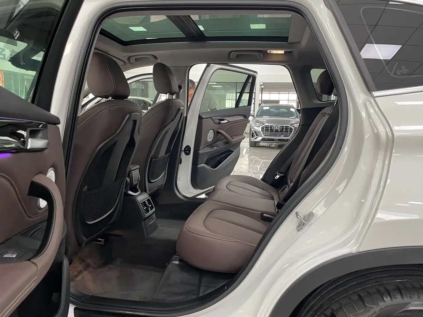 BMW X1 2022 sDrive20Li Premium фото 7