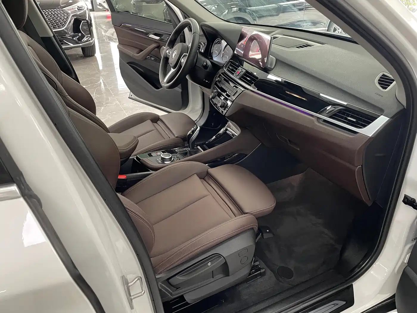 BMW X1 2022 sDrive20Li Premium фото 8