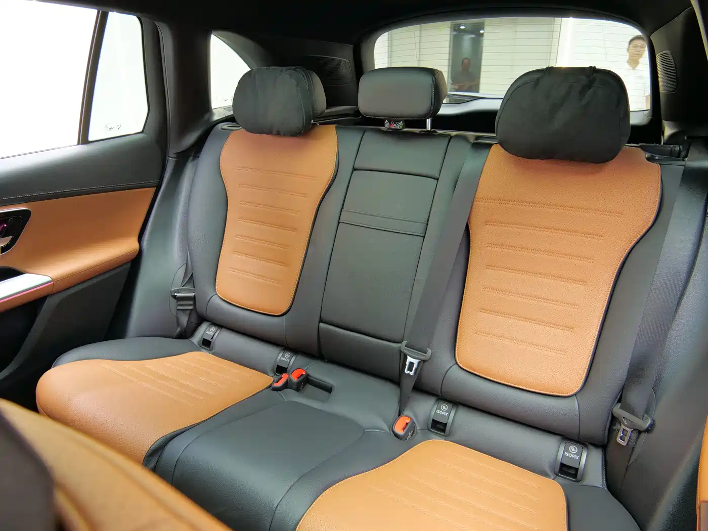 Mercedes-Benz GLC 2025 Model Year GLC 260 L 4MATIC Dynamic фото 9
