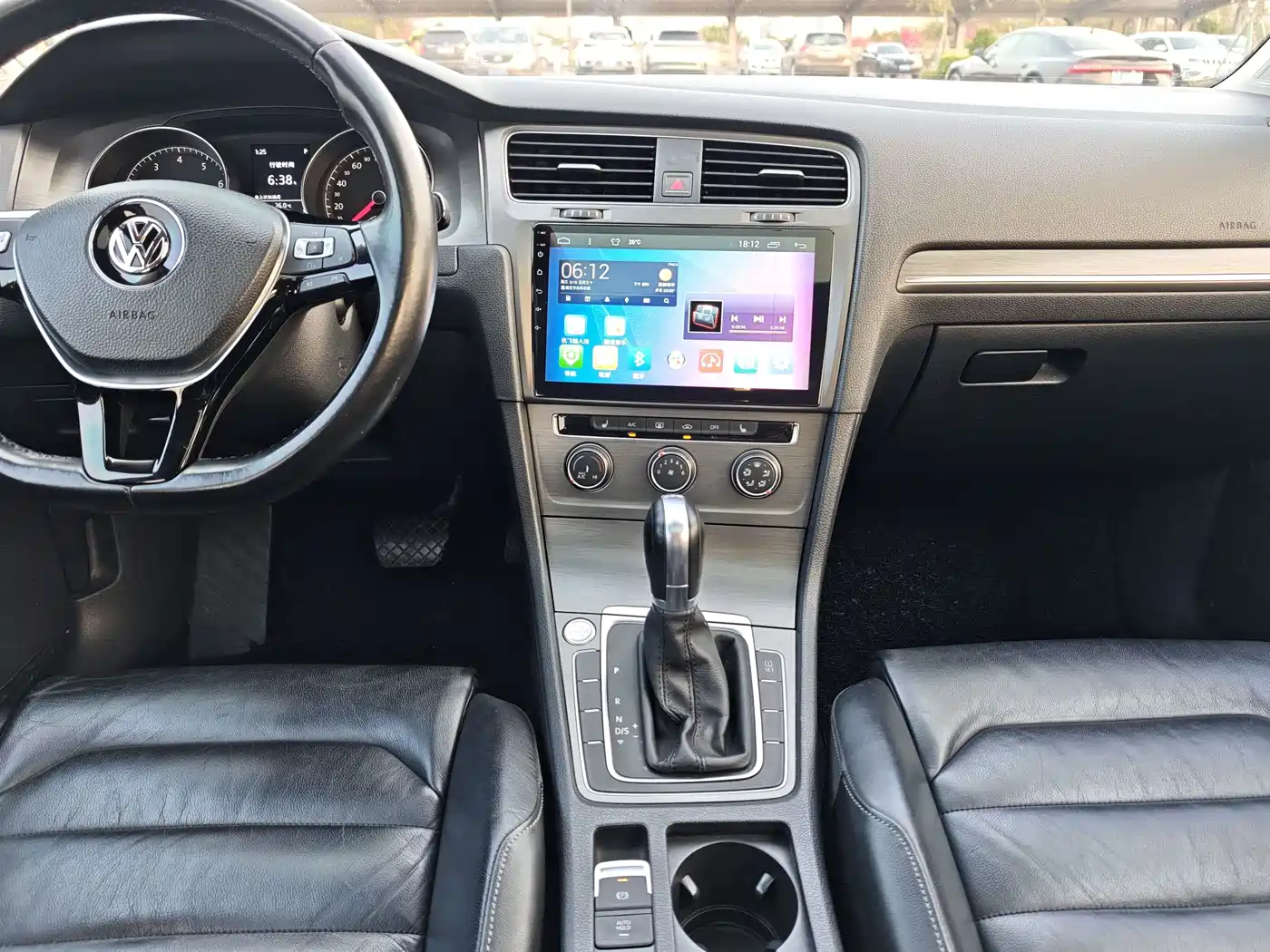 Volkswagen Golf 2015 1.4TSI Automatic Luxury фото 7
