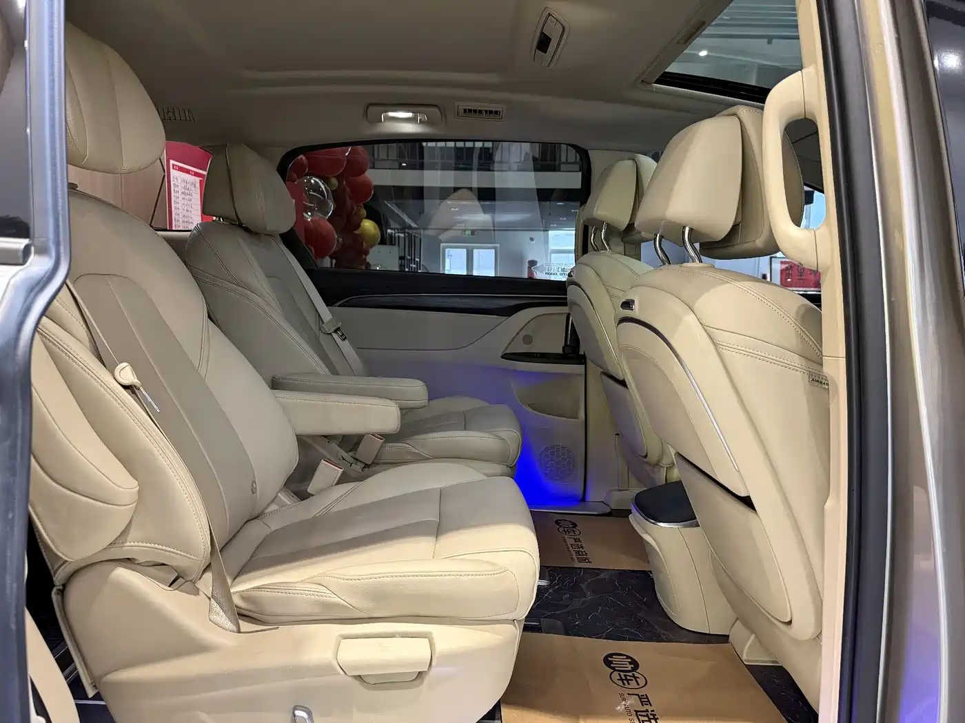 Buick GL8 2023 ES Landmaster Exclusive фото 12