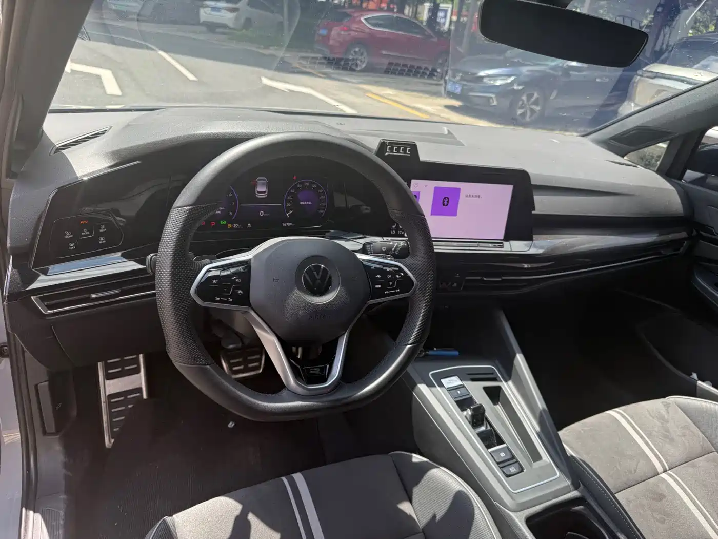 Volkswagen Golf 2023 Facelift 280TSI DSG R-Line Lite фото 5