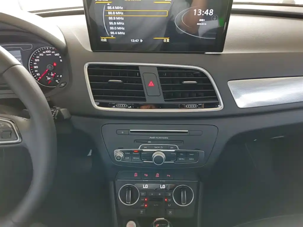 Audi Q3 2017 30 TFSI Style фото 9