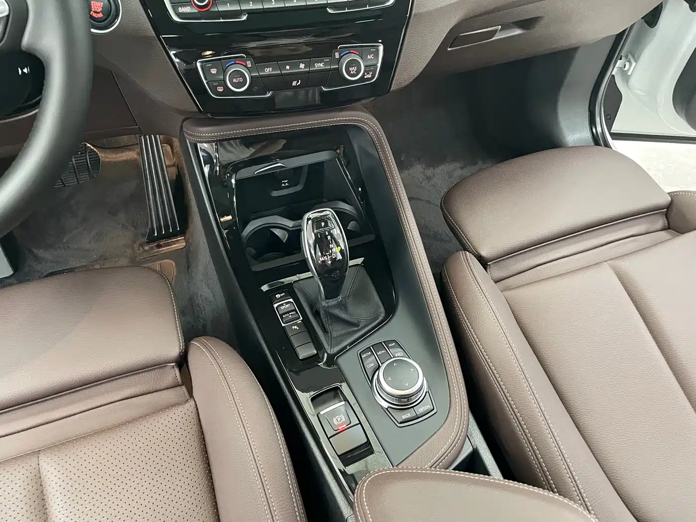 BMW X1 2022 sDrive20Li Premium фото 12