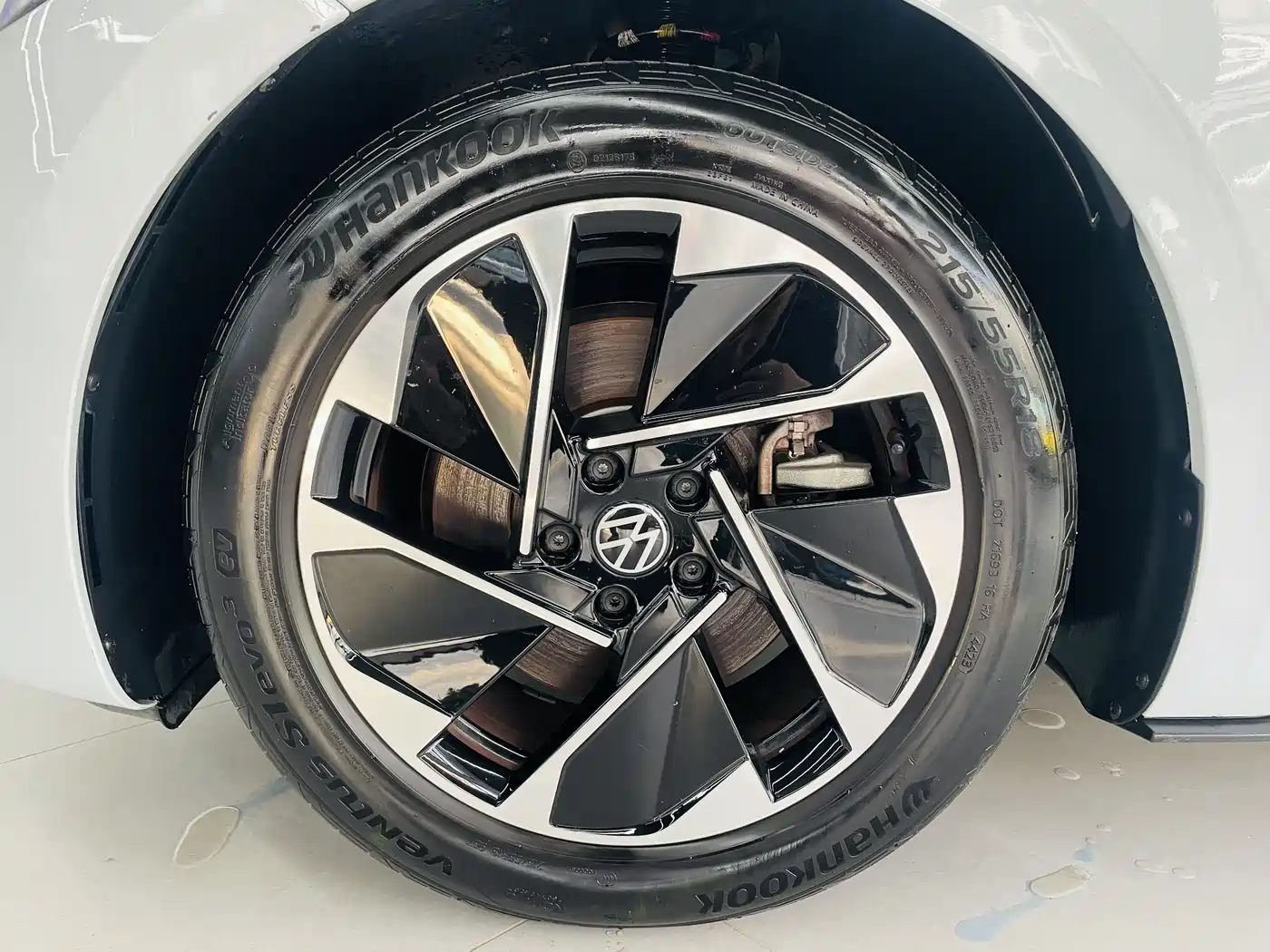 Volkswagen ID.3 2023 Upgraded Pure Intelligence Edition фото 3