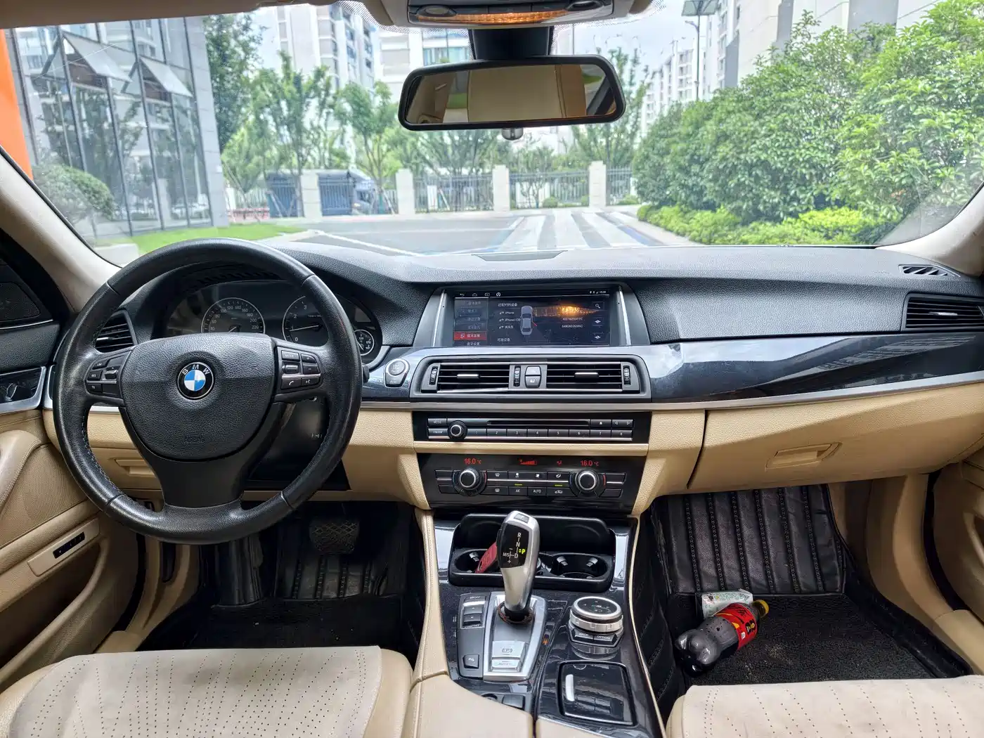 BMW 5 Series 2013 520Li Elegance фото 14