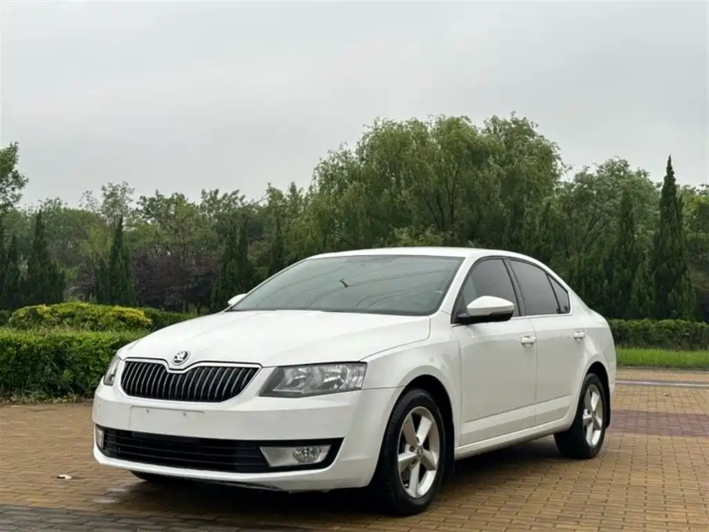 Škoda Octavia 2015 1.6L Automatic逸杰版