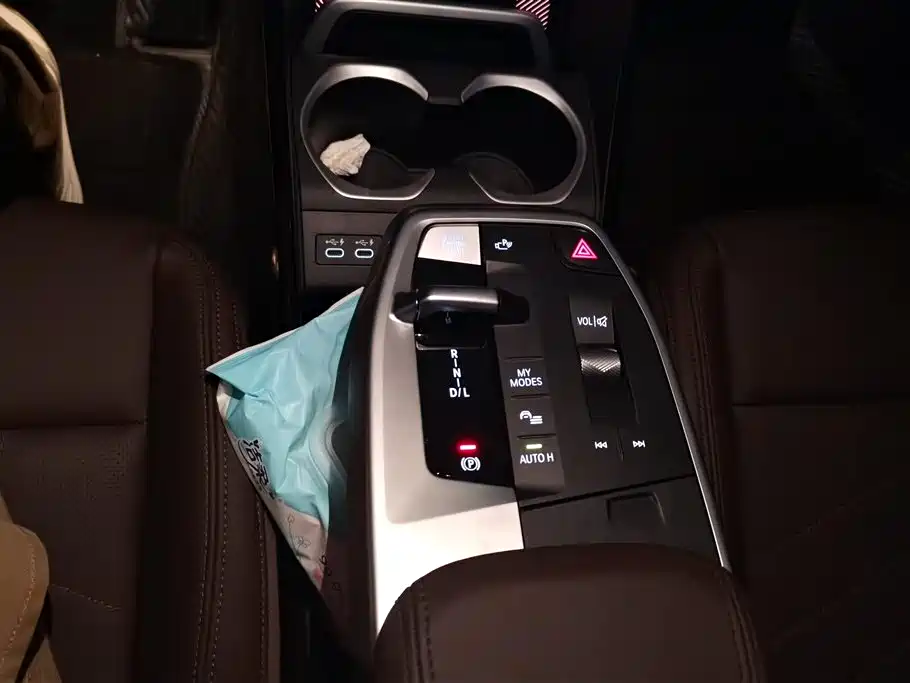 BMW X1 2024 sDrive25Li M Sport Package фото 16