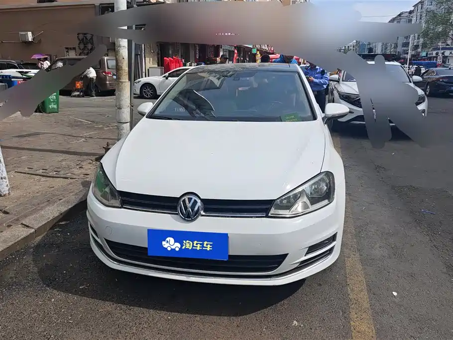 Volkswagen Golf 2015 1.4TSI Automatic Luxury фото 2