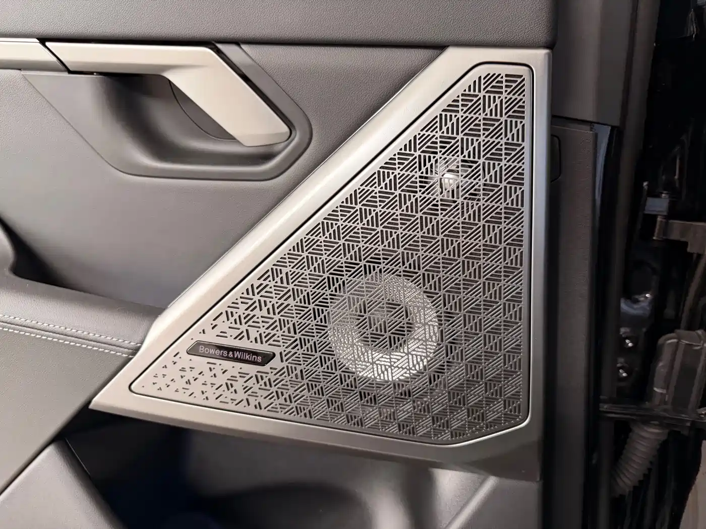 BMW M5 New Energy 2025 M5 фото 20