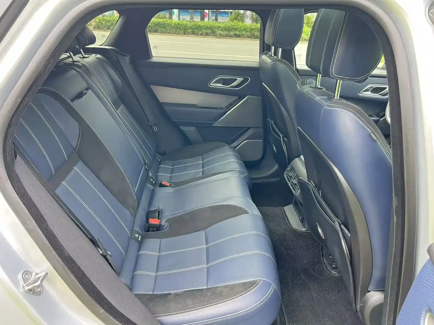 Land Rover Range Rover Velar 2021 P340 R-DYNAMIC SE фото 11