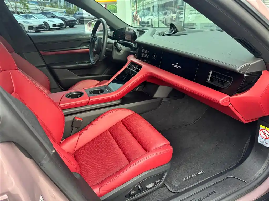 Porsche Taycan 2022 Facelift Taycan фото 9