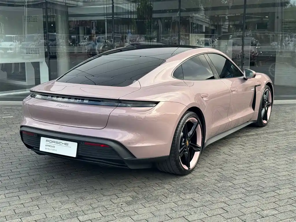 Porsche Taycan 2022 Facelift Taycan фото 4