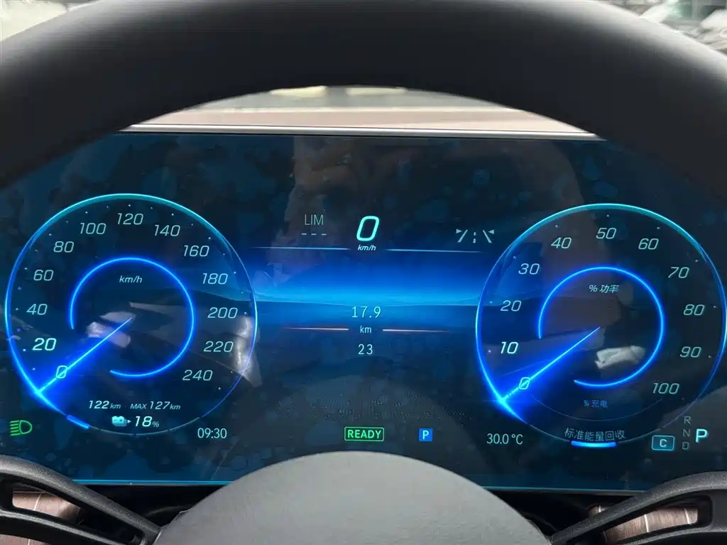 Mercedes-Benz EQE 2025 500 4MATIC Pioneer фото 13