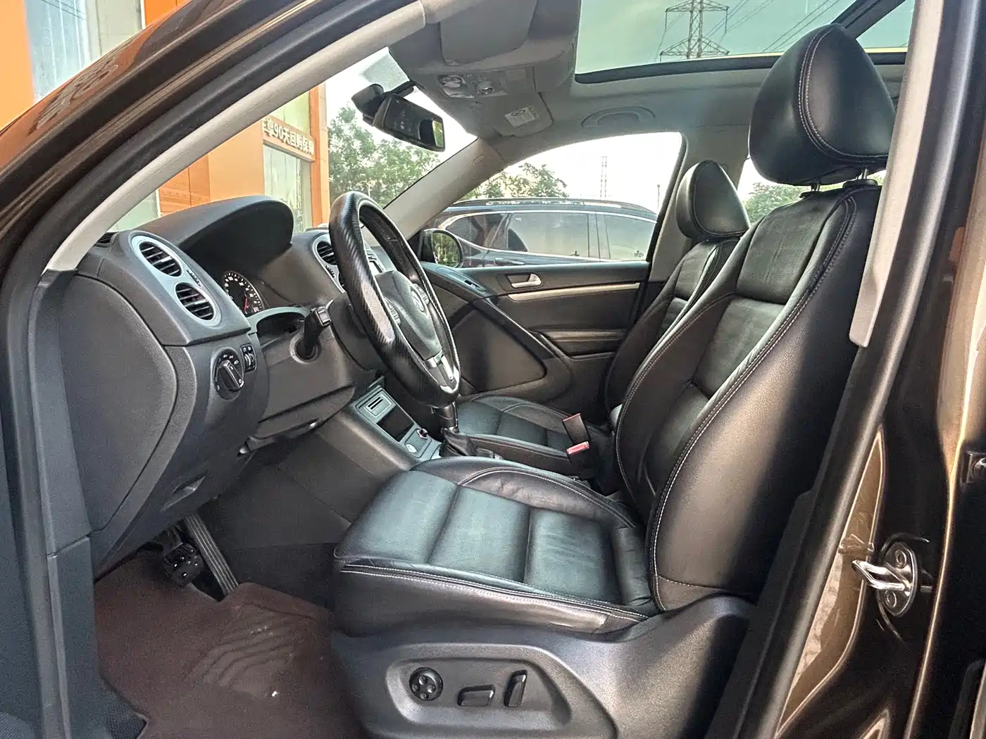 Volkswagen Tiguan 2015 1.8TSI Automatic 4WD Highline фото 10
