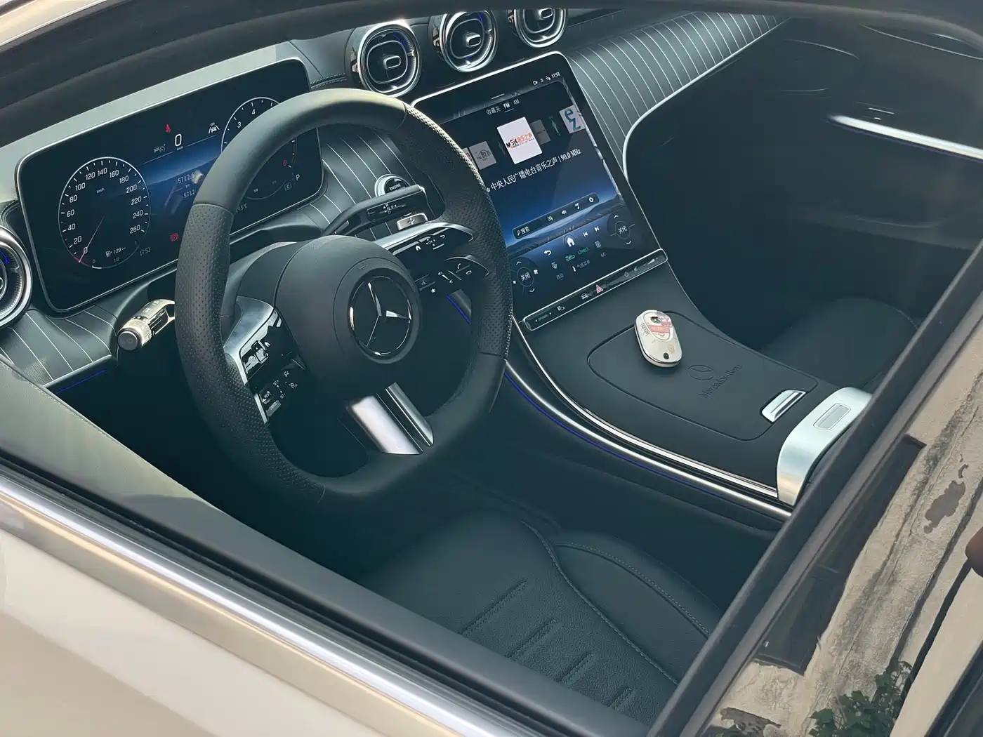 Mercedes-Benz C-Class 2025 C 260 L Sport Edition фото 7