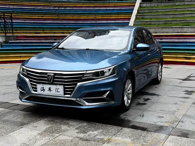 Roewe Roewe i6 New Energy 2017 45T Hybrid Connected Smart Enjoyment Edition