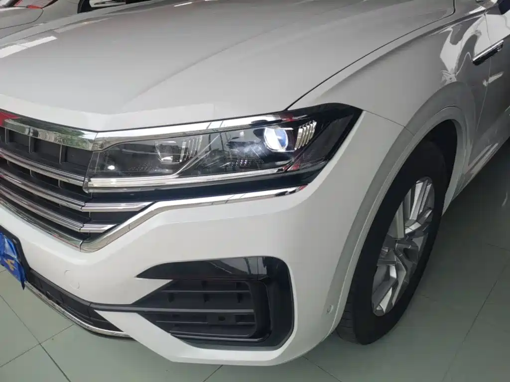 صورة 24 - Volkswagen Touareg