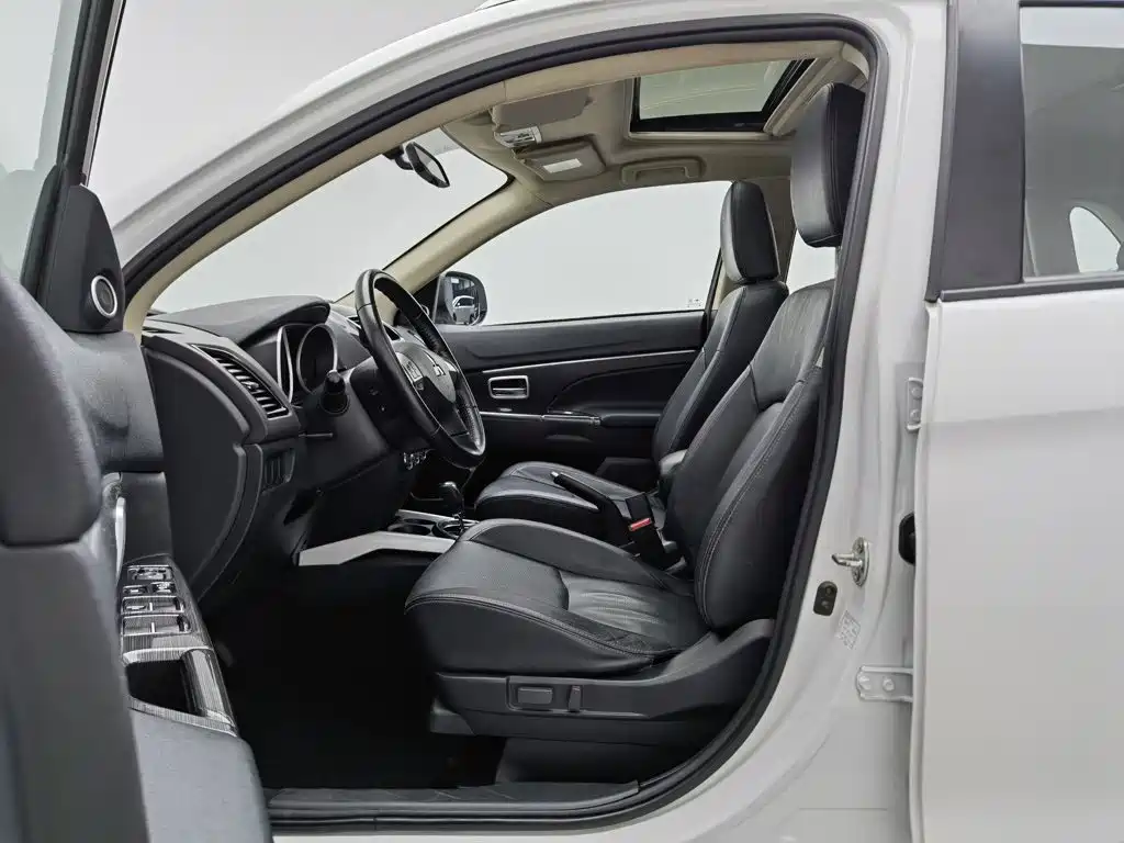 Mitsubishi ASX 2019 2018 2.0L CVT 2WD Premium