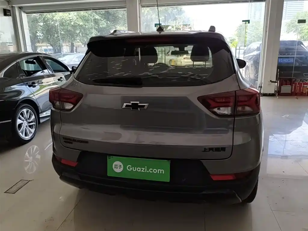 Chevrolet Trailblazer 2019 435T Redline CVT FWD Sport Edition (China VI) фото 4