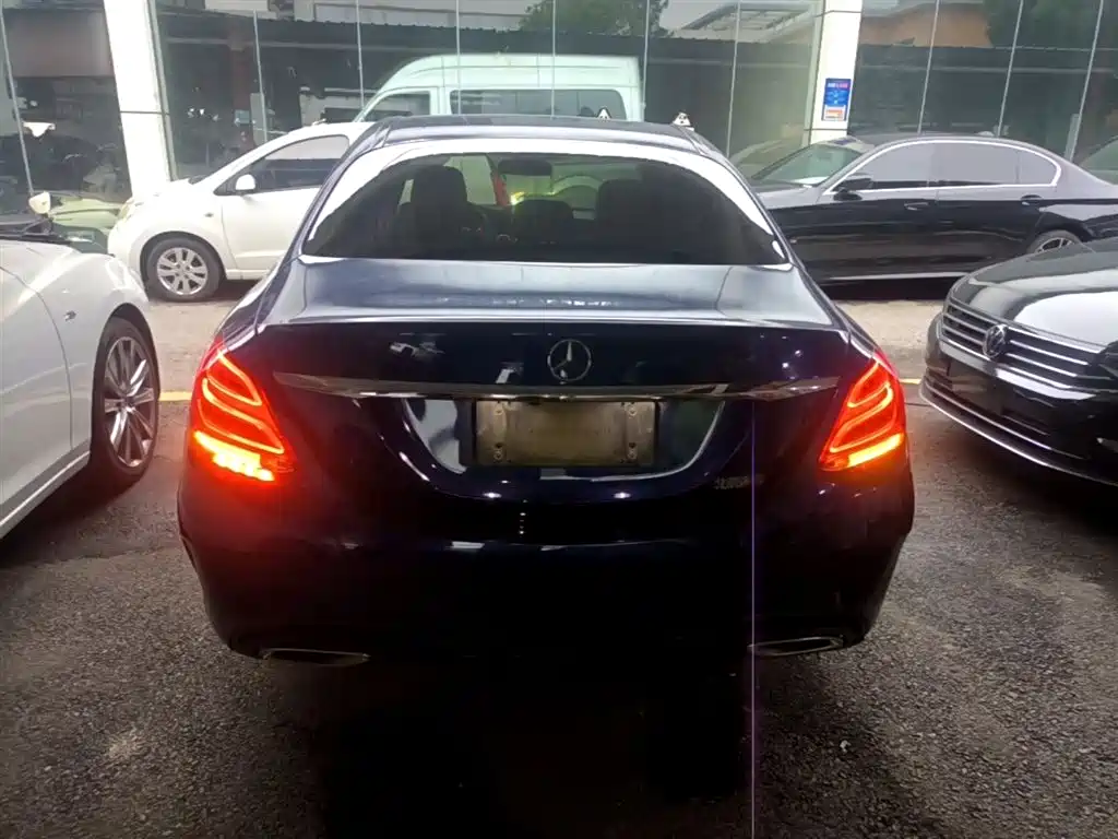 Mercedes-Benz C-Class 2016 C 180 L Sport фото 6