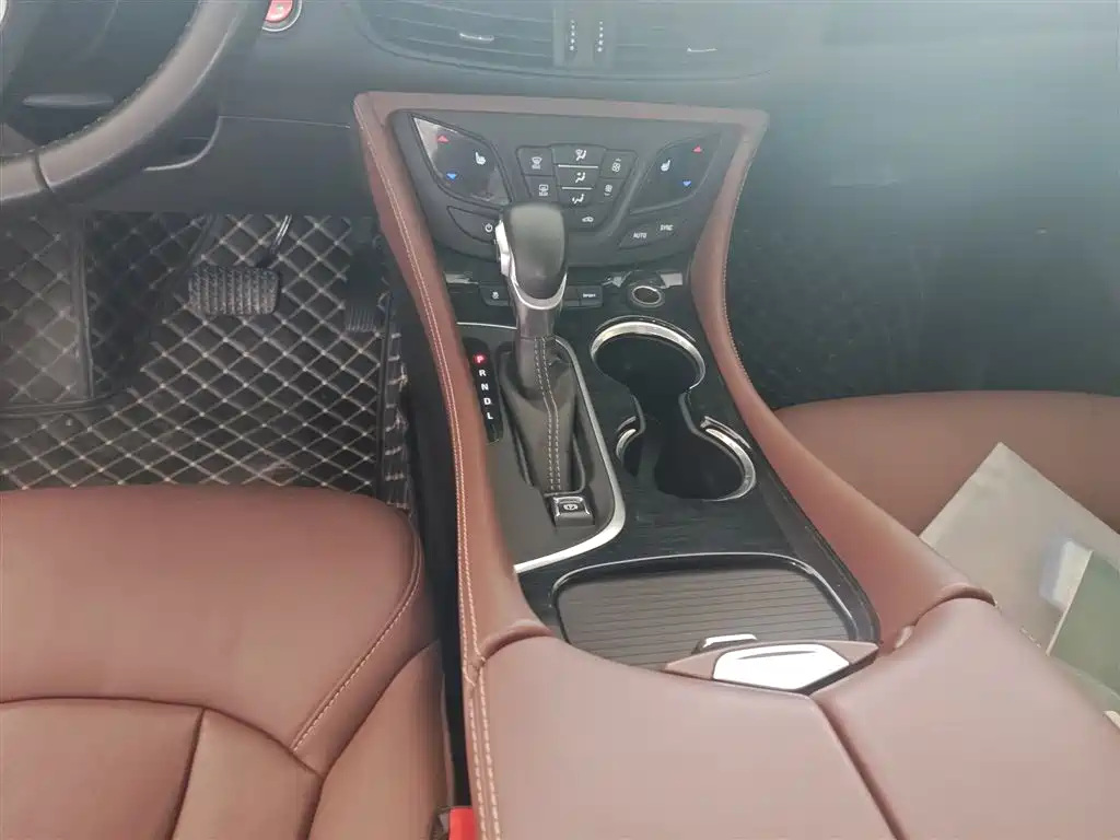 Buick Envision Plus 2019 28T 4WD Elite Type China V фото 14