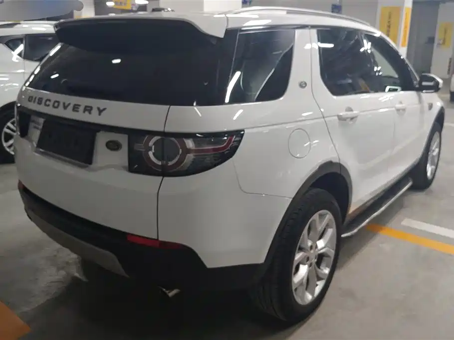 Land Rover Discovery Sport 2016 2.0T HSE фото 3