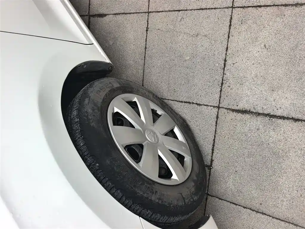Volkswagen Santana 2015 1.6L Manual Trend Edition фото 23