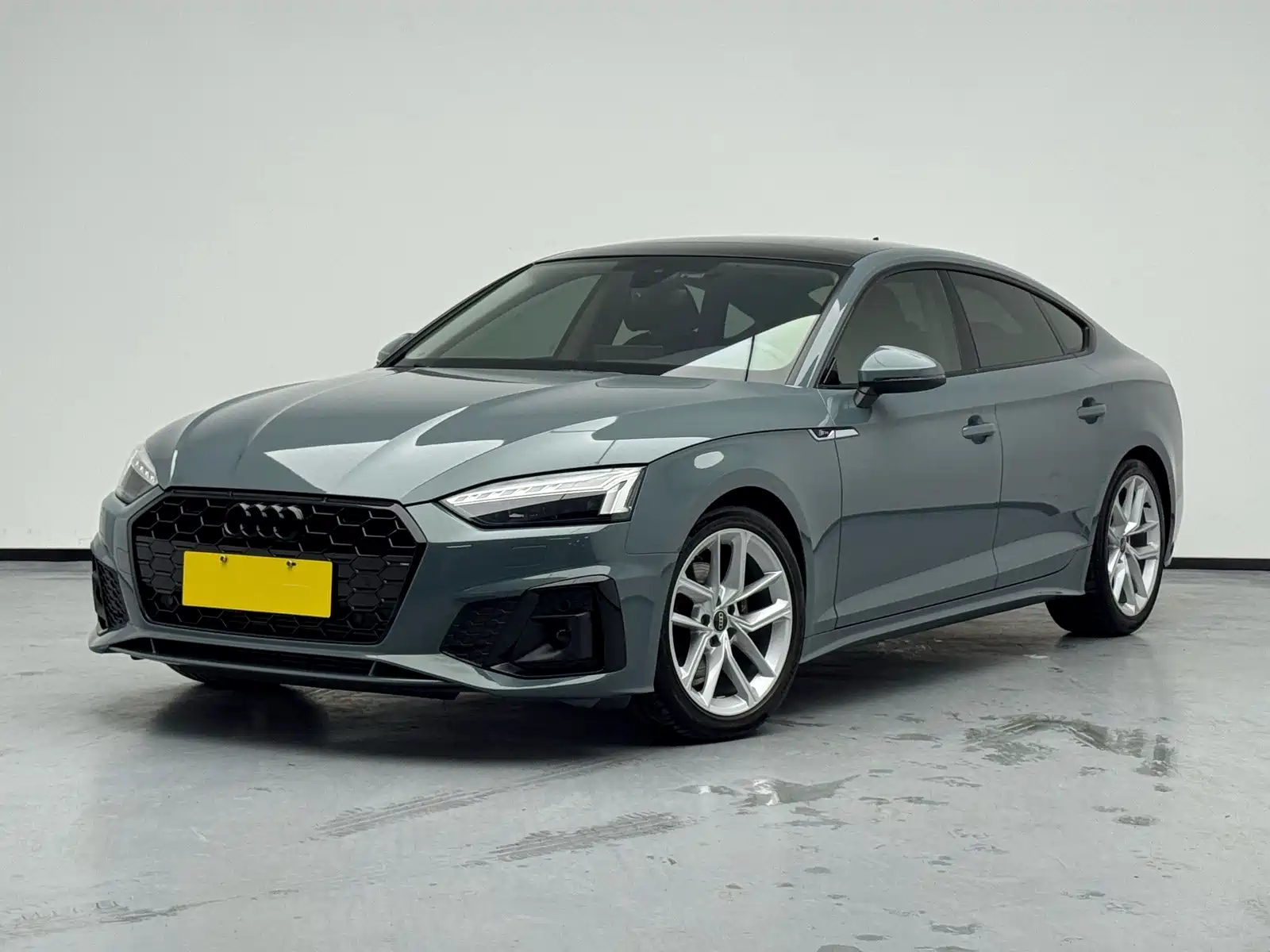 Фото 1 - Audi A5 (Import)
