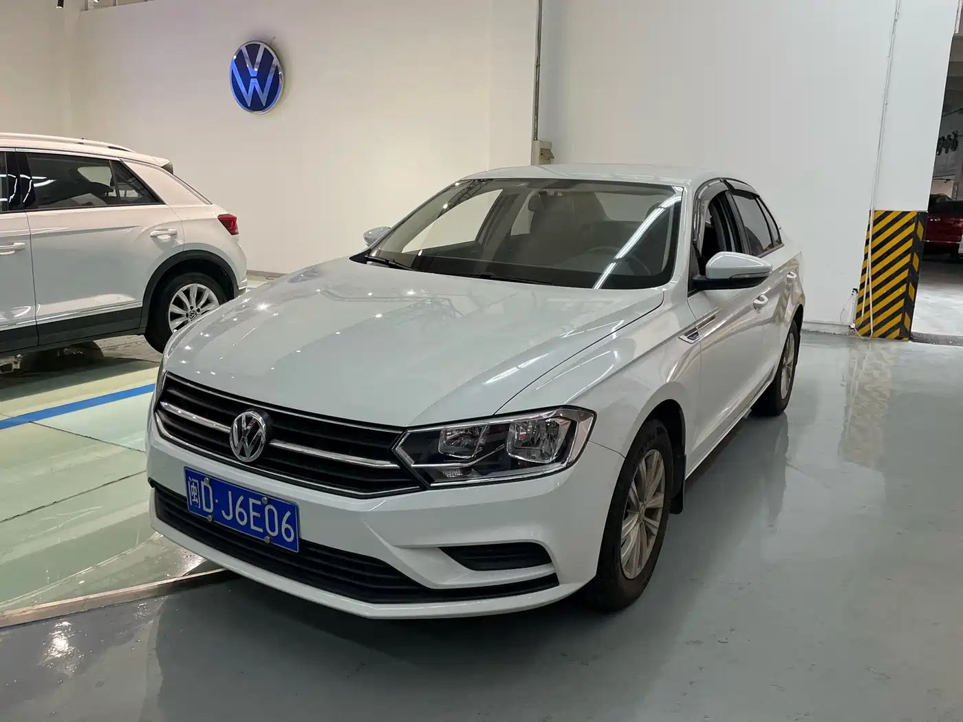 Volkswagen Bora 2018 1.5L Automatic Fashion