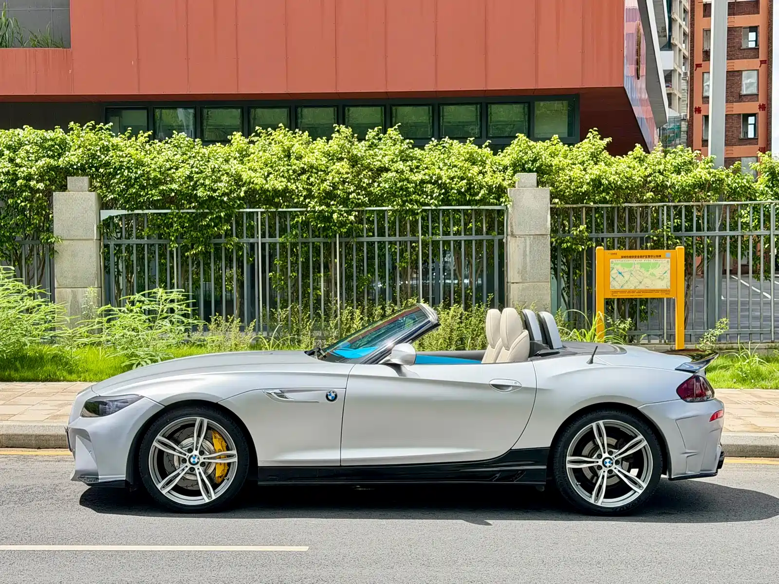Фото 4 - BMW Z4