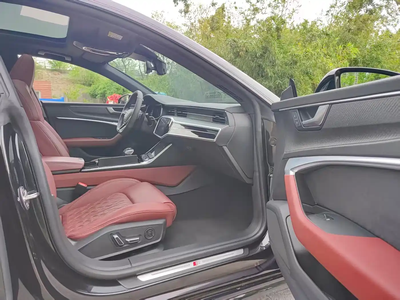 Audi A7L 2022 45 TFSI quattro S-line Black Warrior Edition фото 17
