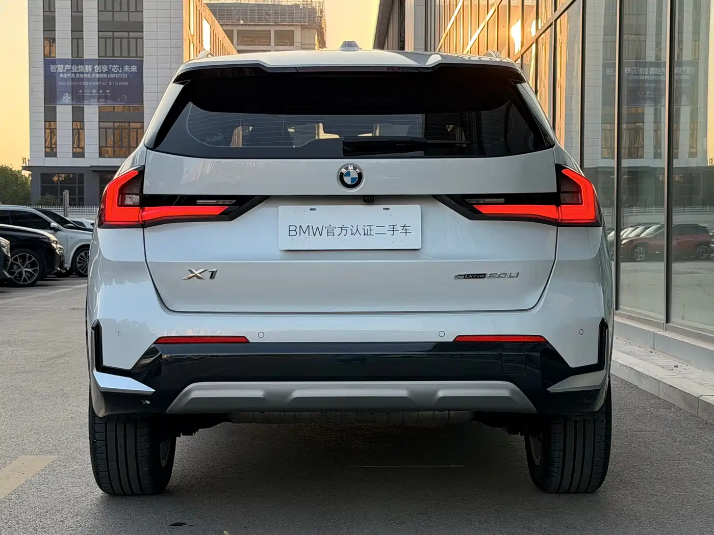 BMW X1 2024 sDrive20Li X Design Package фото 20