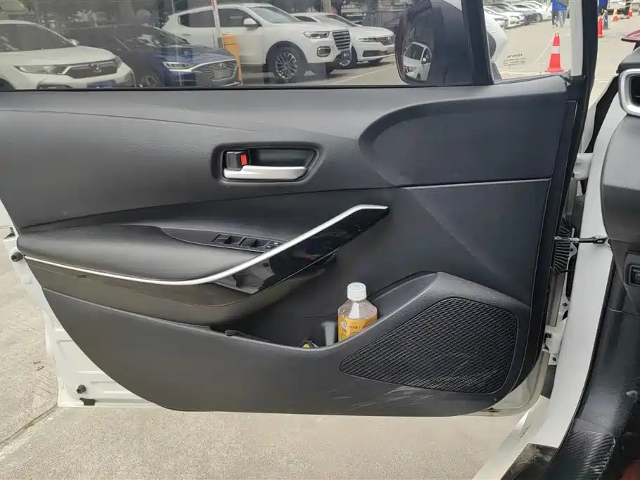 Toyota Corolla 2023 1.8L Smart Hybrid Dual Engine Pioneer Edition фото 7