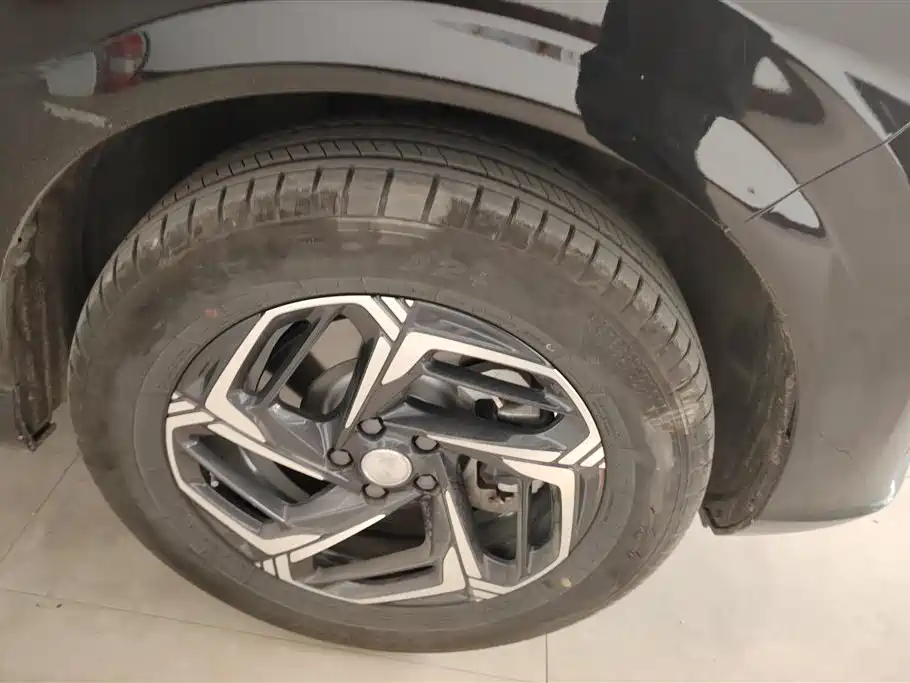 Hongqi HONGQI HS3 PHEV