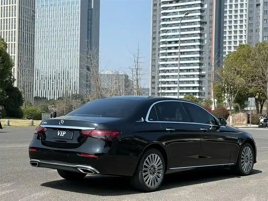 Mercedes-Benz E-Class 2023 Facelift E 300 L Fashion фото 7