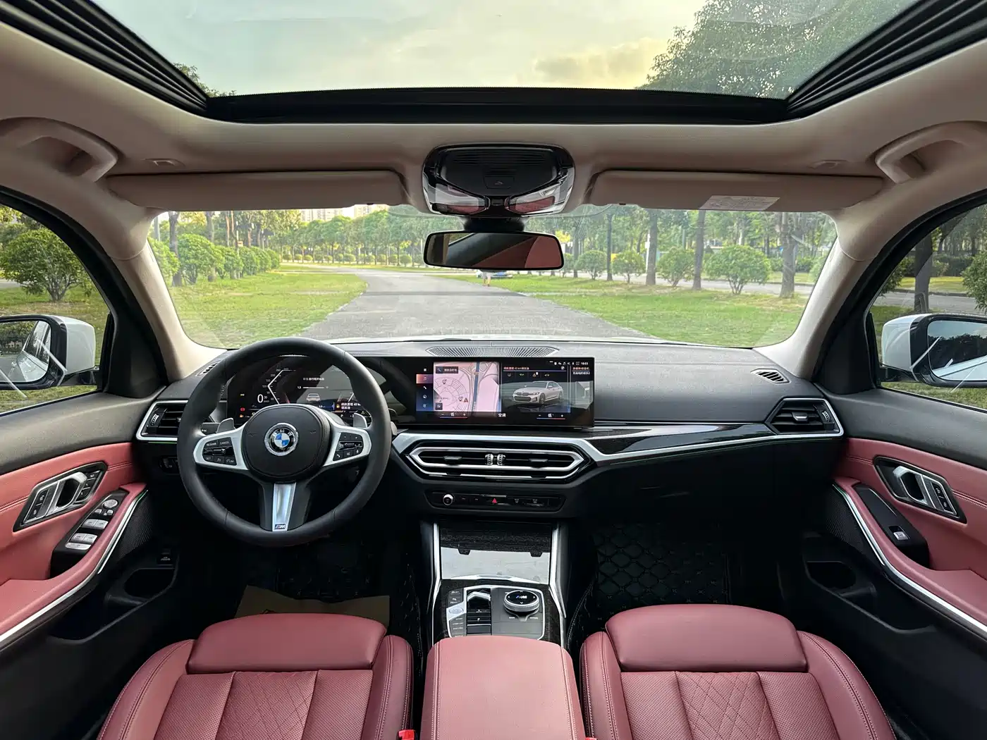 BMW 3 Series 2023 325Li M Sport Package фото 14