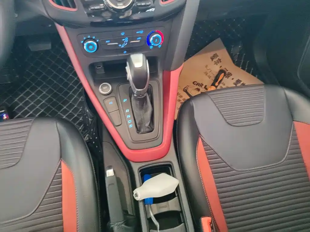 Ford Focus 2021 2020 Hatchback Classic 1.5L Auto Trend