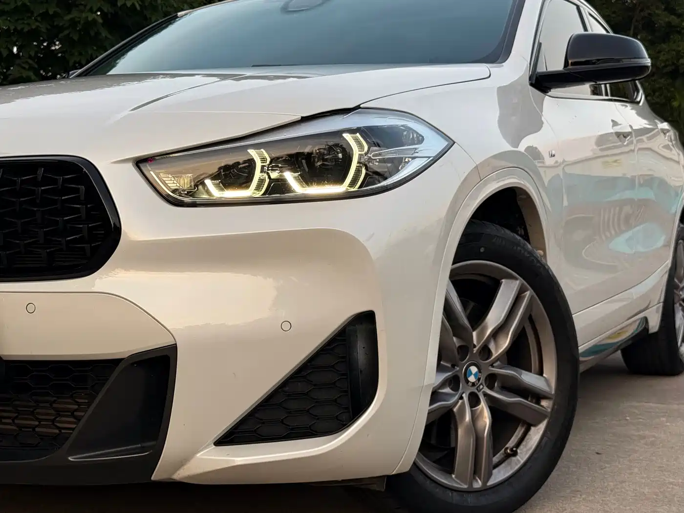 BMW X2 2023 sDrive25i M Sport Shadow Edition фото 3