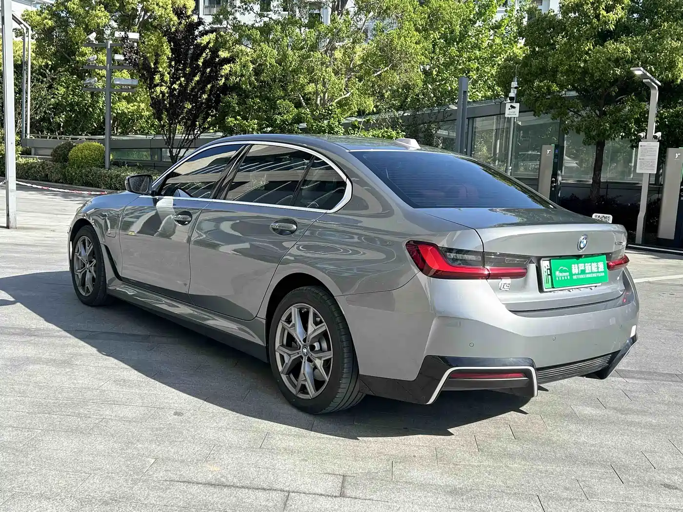 BMW i3 2022 eDrive 35 L фото 8