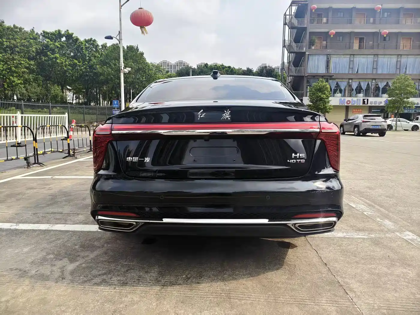 Hongqi H5 2024 2.0T Automatic Smart Connect Flag Smooth Edition фото 12