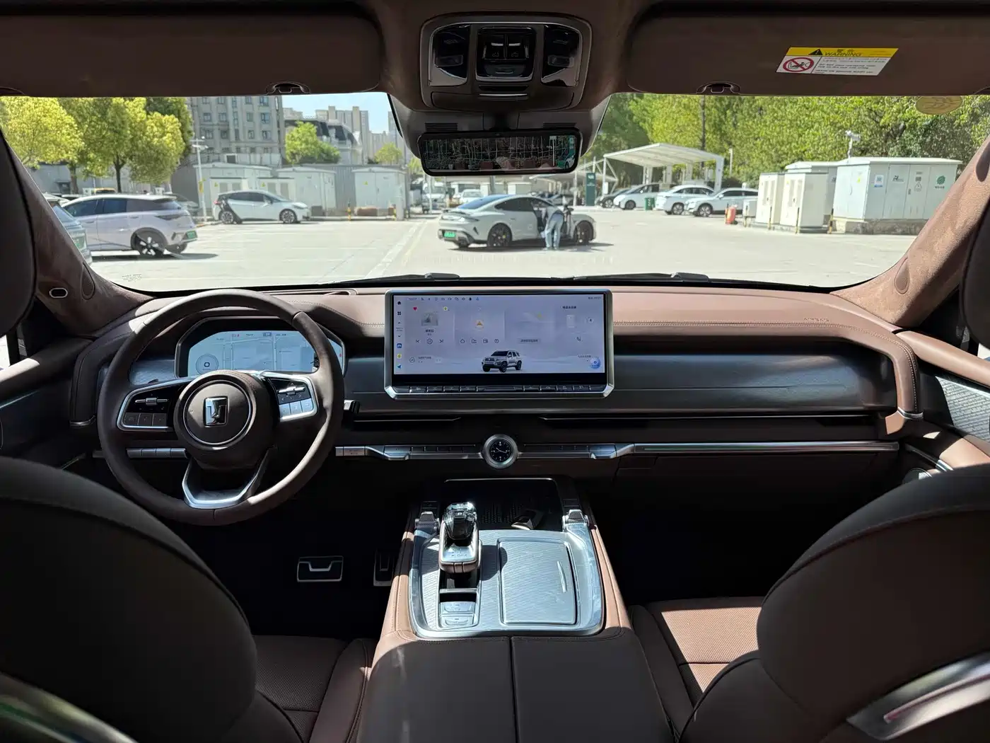 TANK TANK 700 NEW ENERGY