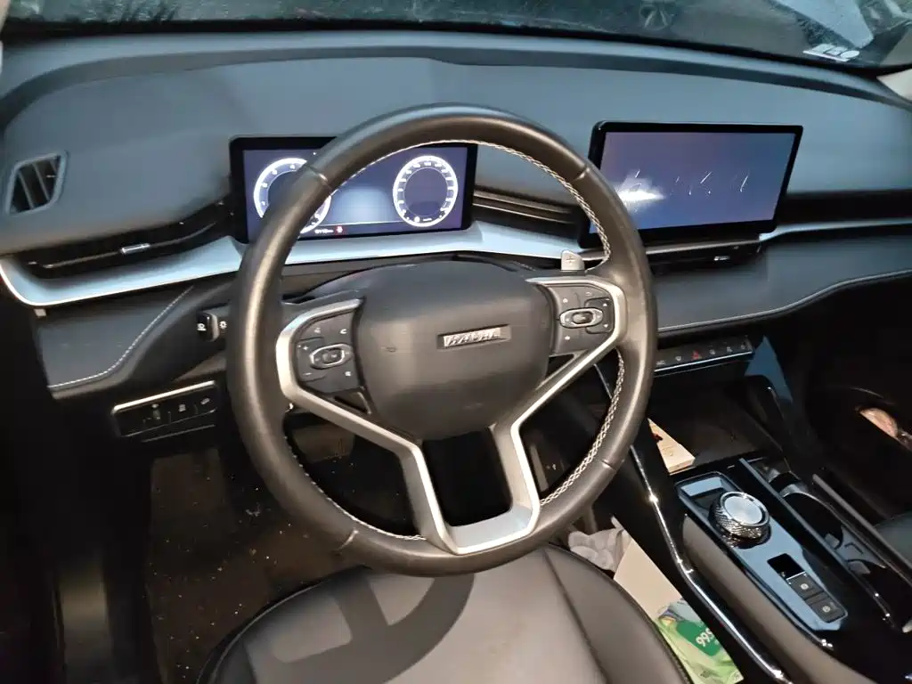 Photo 3 - Haval H6