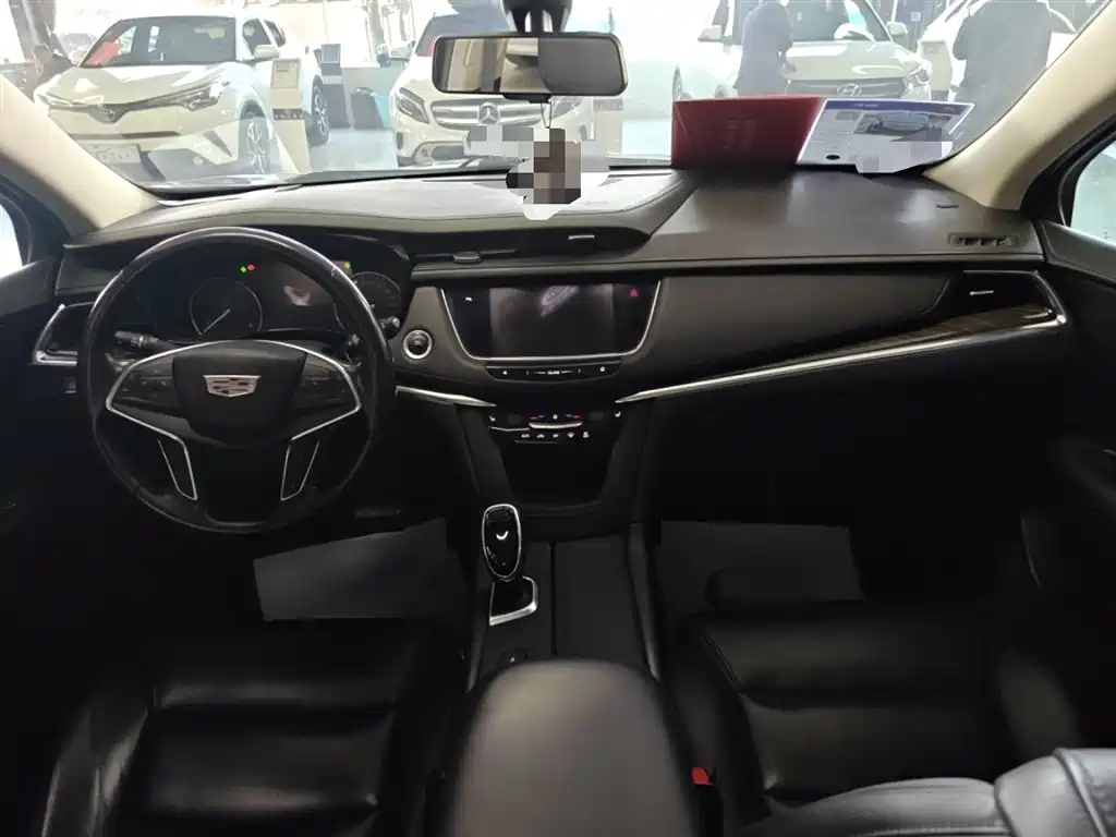 Cadillac XT5 2018 25T Luxury фото 10