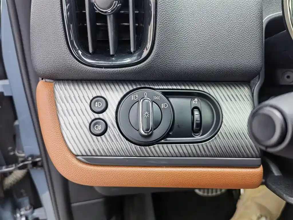 MINI COUNTRYMAN 2022 2.0T COOPER S ALL4 фото 21